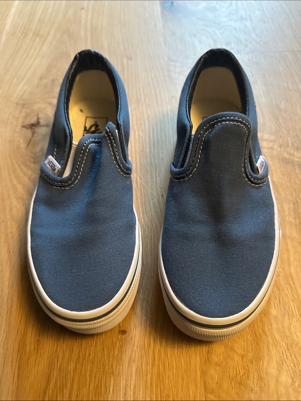 Vans Kids Classic Slip-On Sneakers in Navy Blue